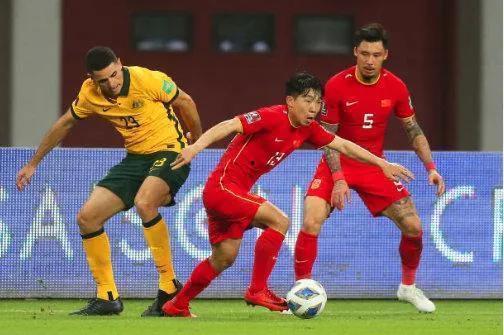 国足中场爆料最新消息新闻,最新爆料揭示球队内部动态